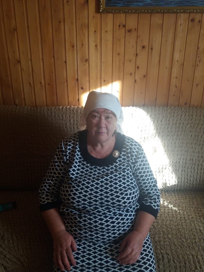 Чәтбаш авылында яшәүче кадерле әниебез Нәҗмиева Нурия Нуртдин кызының 18 сентябрьдә 60 яшьлек күркәм  юбилее