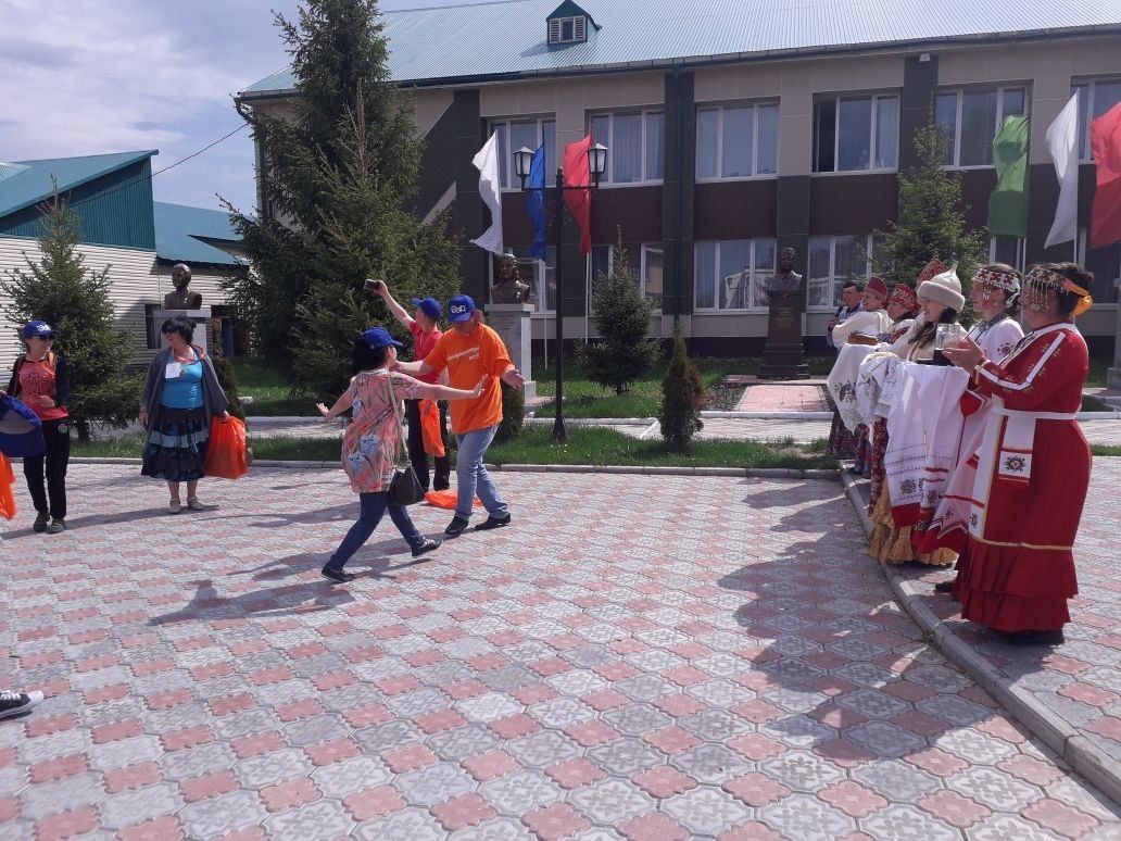 В Апастово продолжается фестиваль