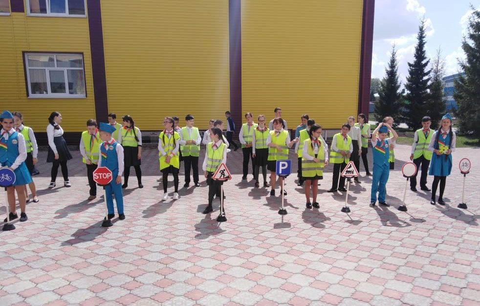 В Апастовской школе прошла встреча в рамках Глобальной недели дорожной безопасности