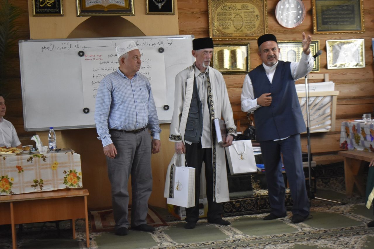 Мечеть «Миргасыйм» отметила свое десятилетие По этому случаю мечеть приняла своих учеников и многих гостей