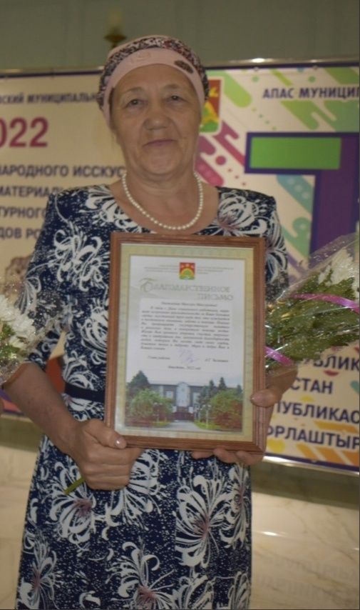 Мансура Гильфанова из Сатламышево ухаживает за бабушками с 2011 года