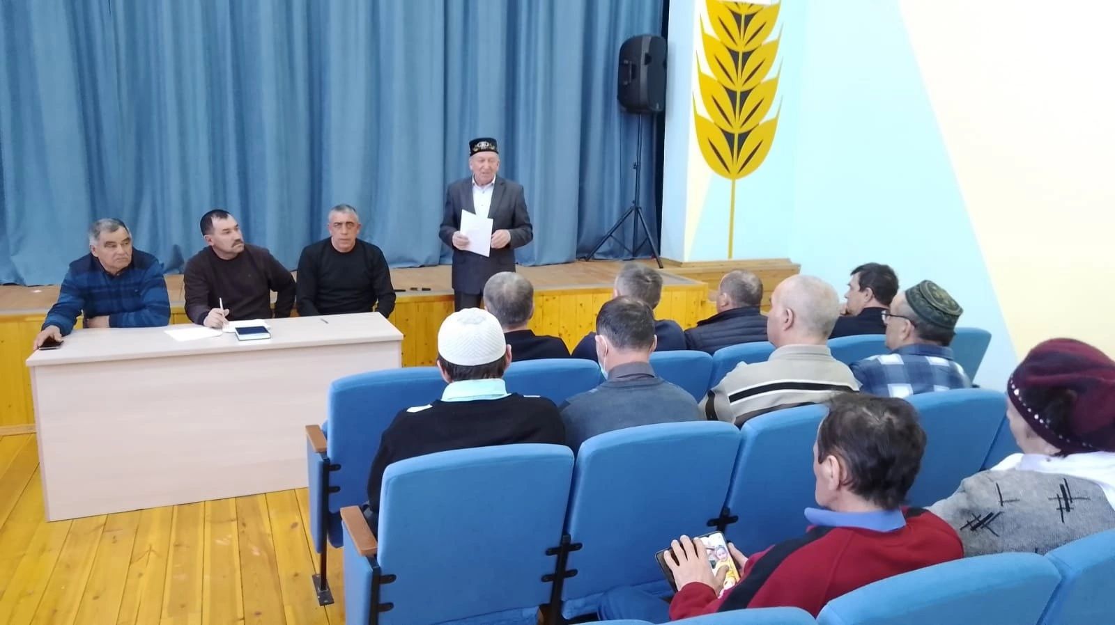Олы Бакырчы мәдәният йортында умартачыларның зона киңәшмәсе узды