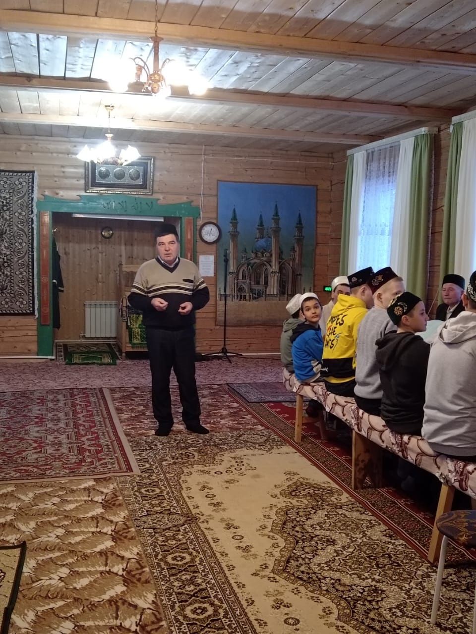 Әлмәндәрдә узган ифтар ашында балалар да катнашты