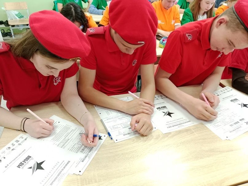 Учащиеся Табар-Черкийской школы написали «Диктант Победы»