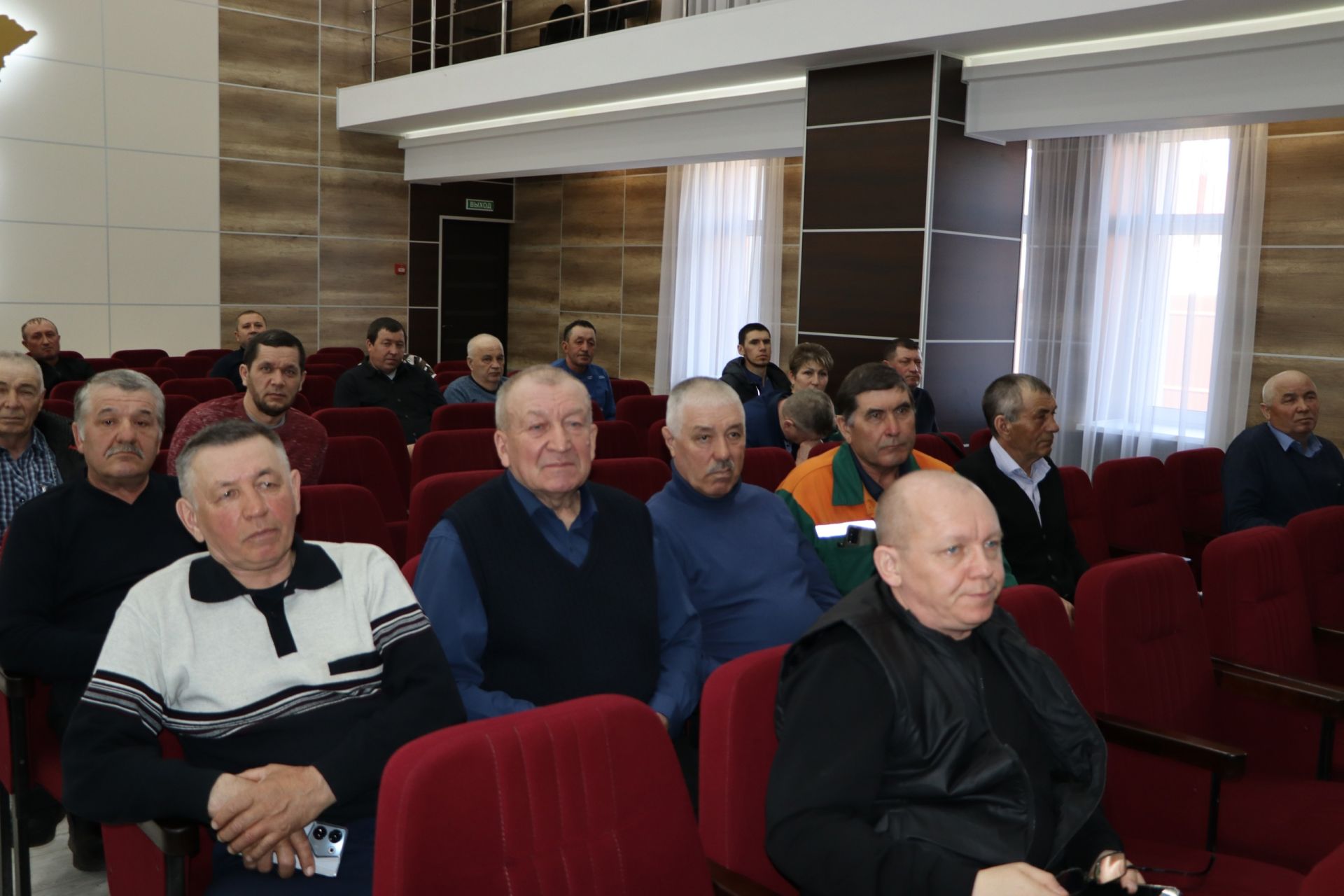Апаста умартачылар бал кортларын саклау хакында сөйләштеләр