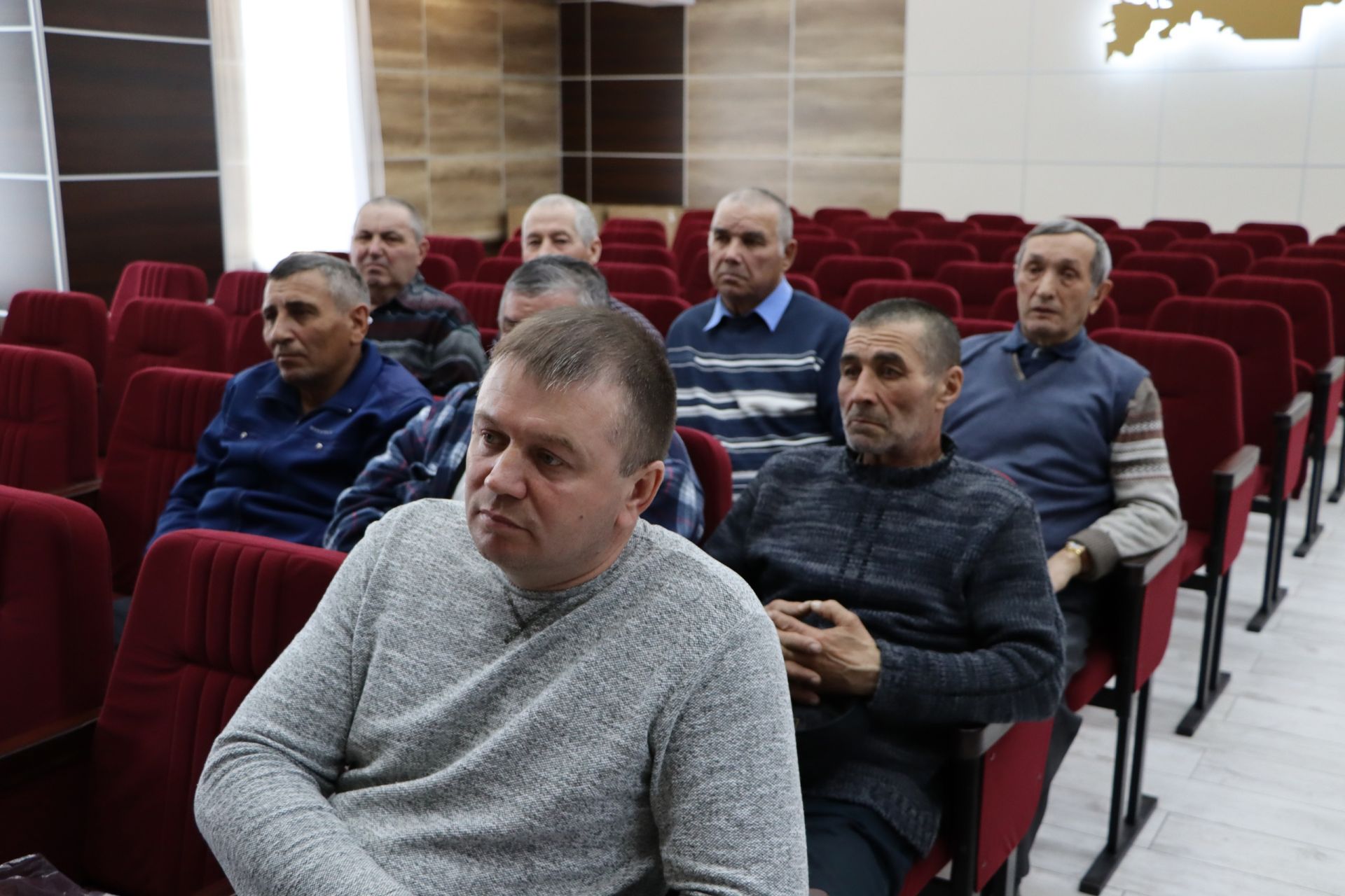 Апаста умартачылар бал кортларын саклау хакында сөйләштеләр