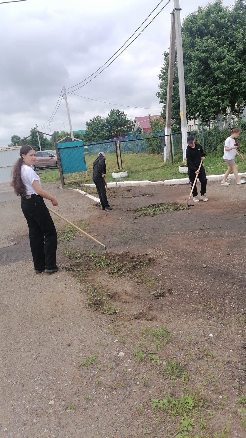 Иске Йомралыда балалар ялы күңелле һәм файдалы уза