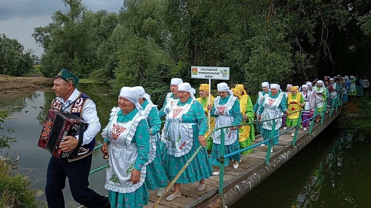 Апасның “Умырзая” ансамбле Арчада чыгыш ясады