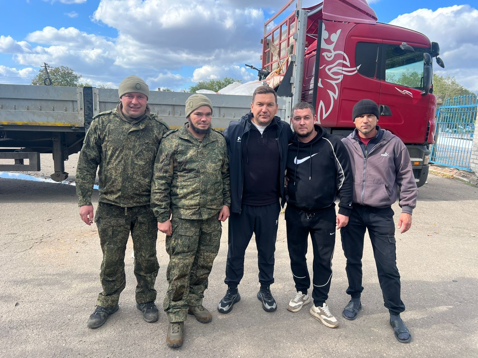 Апастан егетләргә 18 нче гуманитар йөк тапшырылды