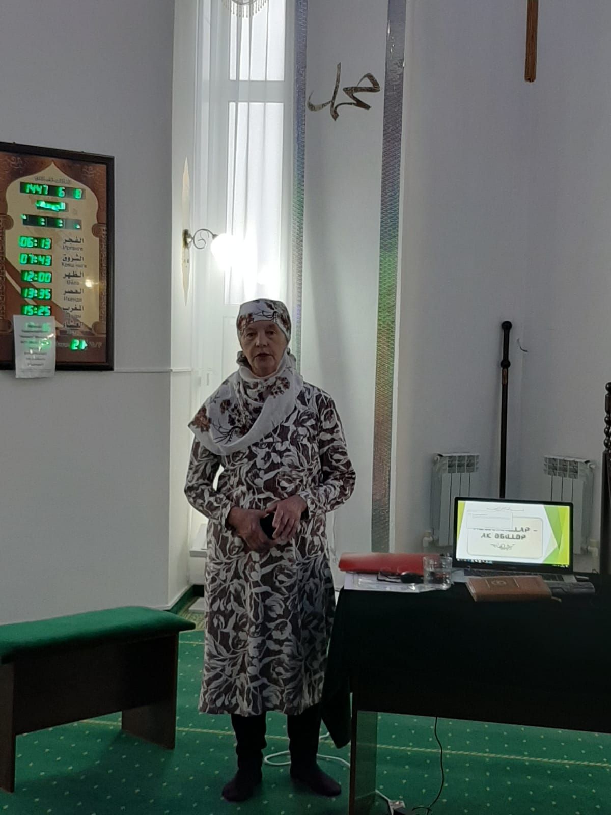 Апас “Җәмигъ” мәчетендә “Әниемнең җылы кочагы” дип исемләнгән кичә узды