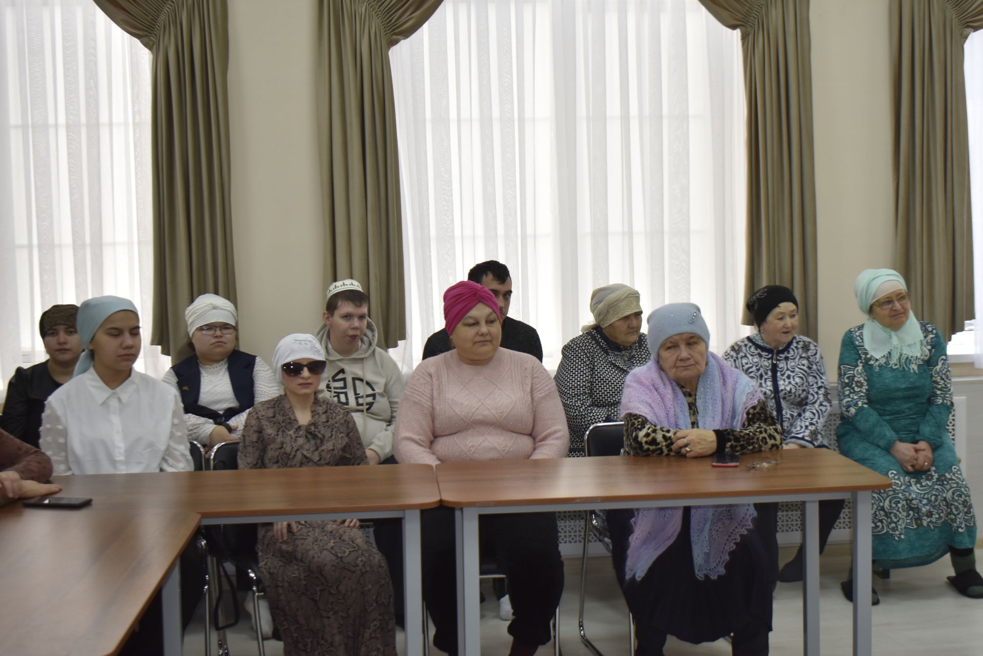 Апас “Хәҗәр” рухи-әхлакый үзәгендә көчле рухлы райондашлар белән очрашу узды
