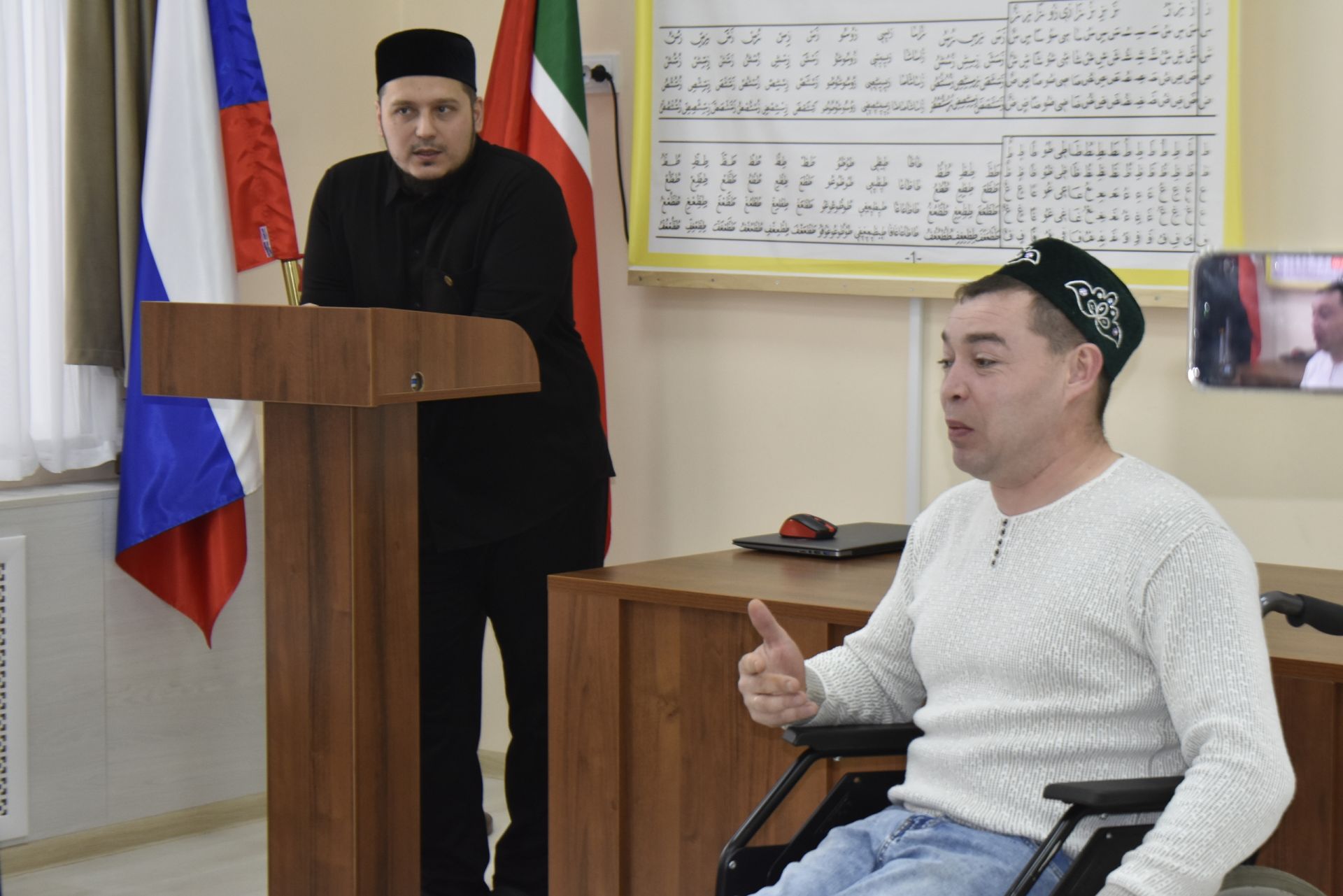 Апас “Хәҗәр” рухи-әхлакый үзәгендә көчле рухлы райондашлар белән очрашу узды