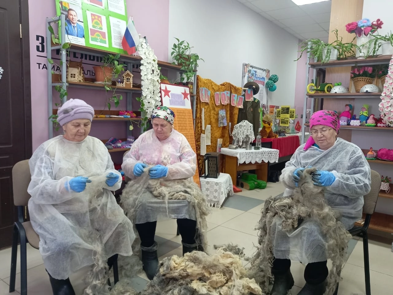 Зур Күккүз җирлеге махсус хәрби операциядә булган егетләргә ярдәм итә