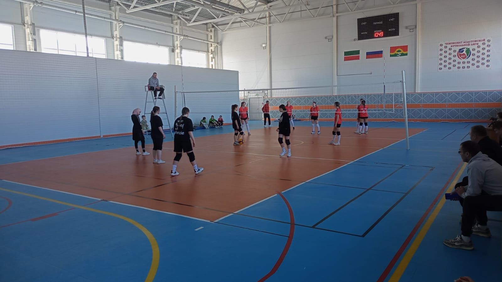 Апаста Рәмис Гыйззәтов призларына волейбол ярышлары узды