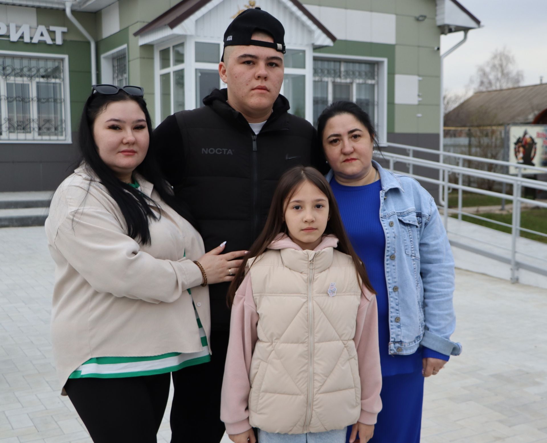 Район егетләре хәрби хезмәткә китте