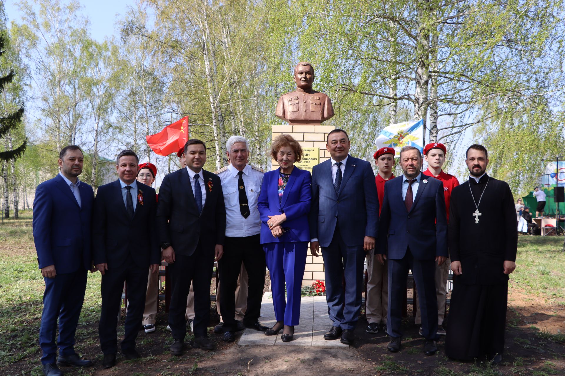 Апаста контр-адмирал, хәрби журналист Иван Иванович Золинны искә алдылар
