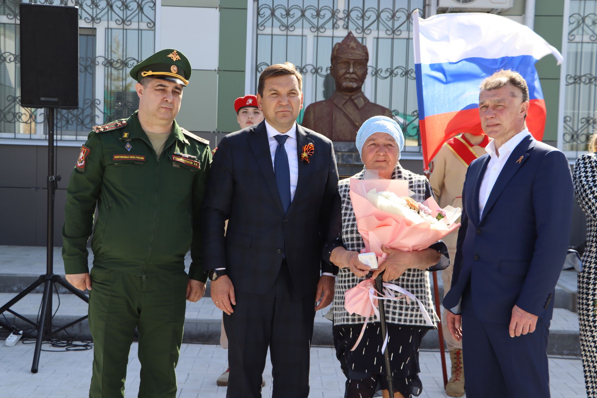 Апаста Бөек Җиңүнең 80 еллыгын каршылаган көннәрдә махсус хәрби операциядә катнашучыларның исеме горур яңгырады