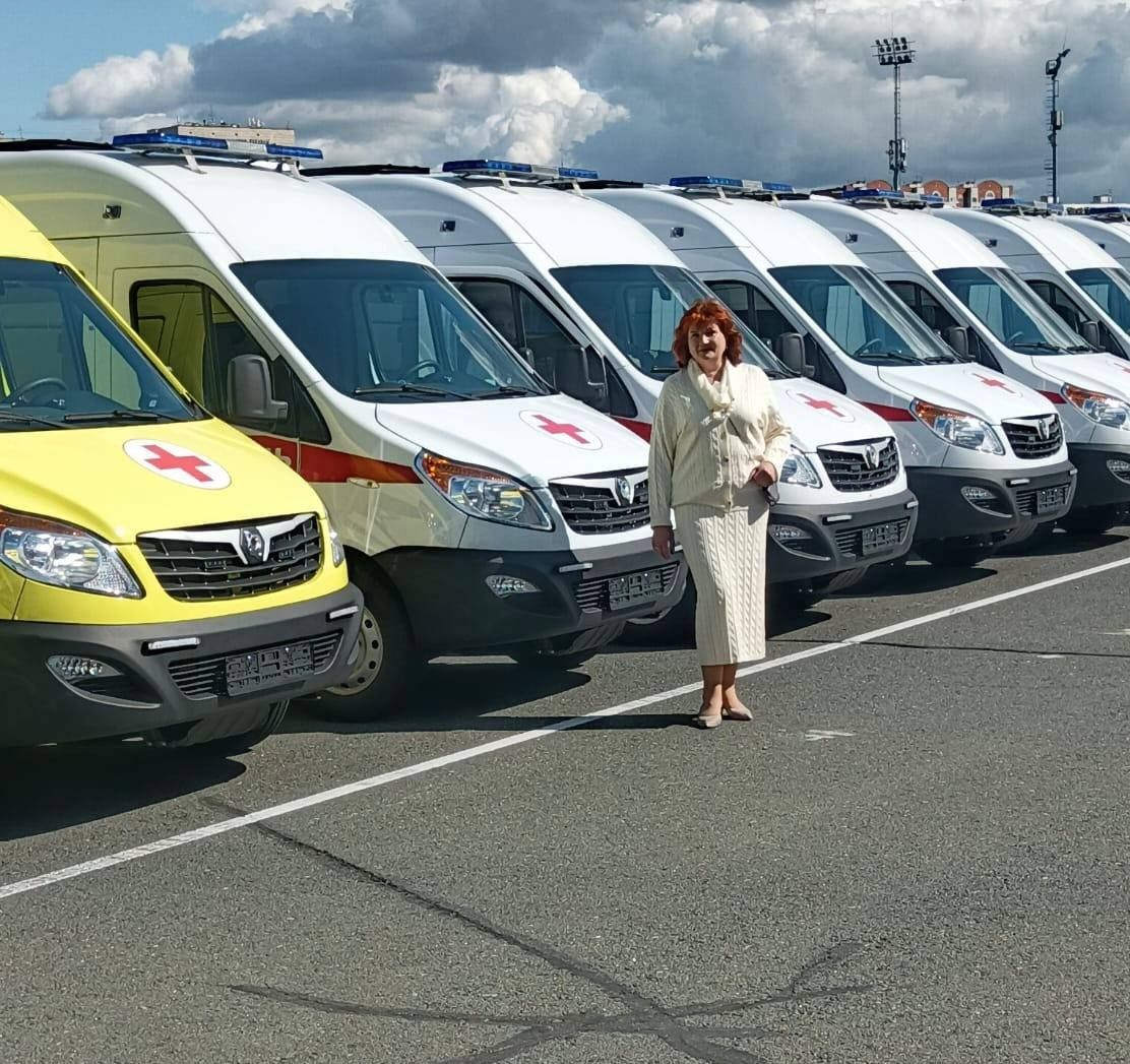 Апас Үзәк хастаханәсенең автопаркы яңа «Ашыгыч ярдәм» машинасы белән тулыланды