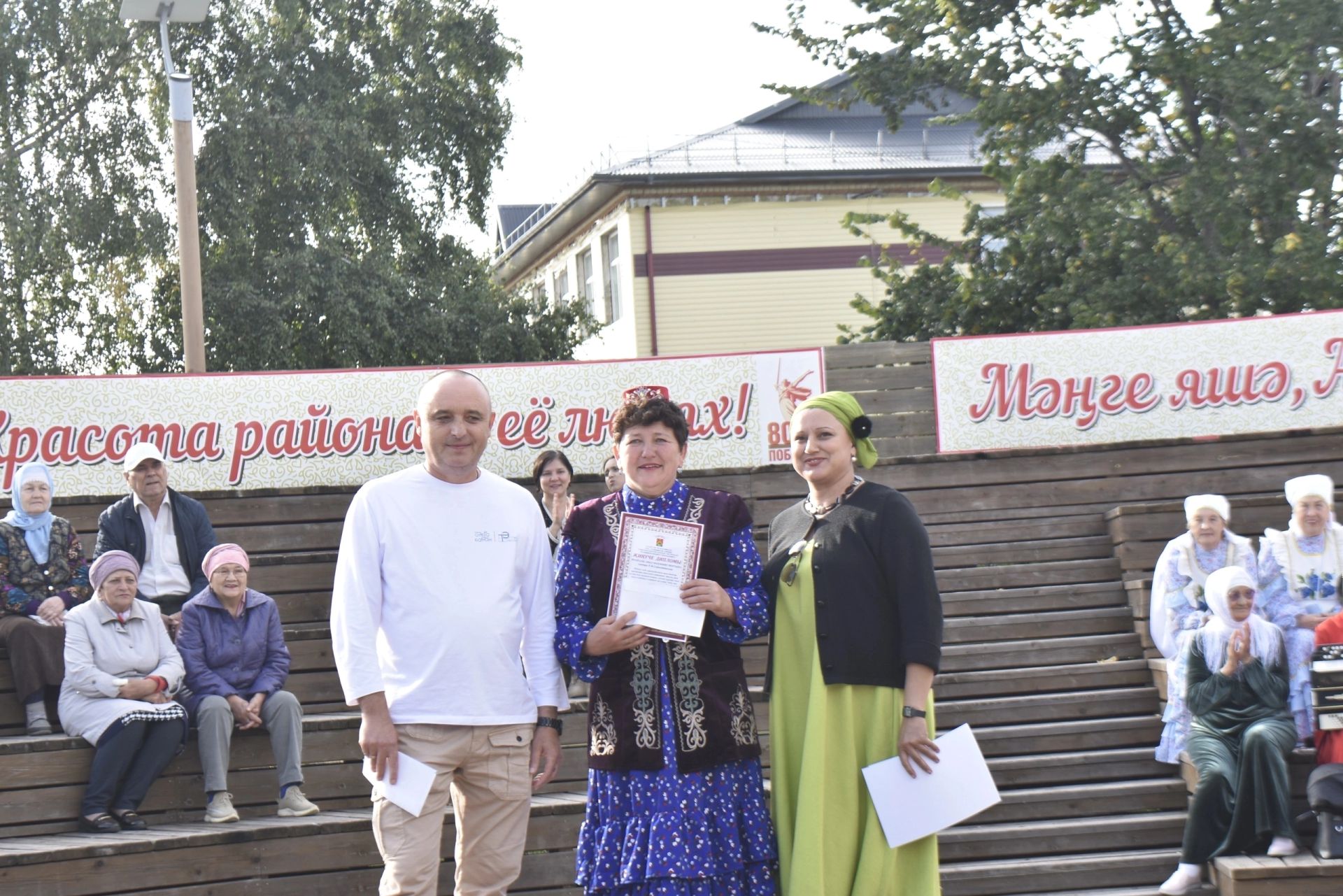 Иң күркәм мәчет һәм чиркәү макетлары билгеле булды