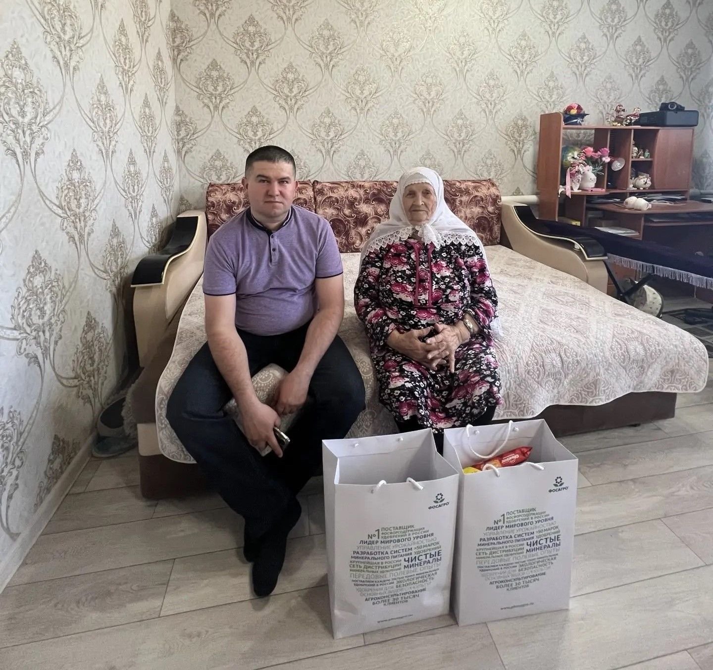 «ФосАгро-Волга» поздравила ветеранов Великой Отечественной войны