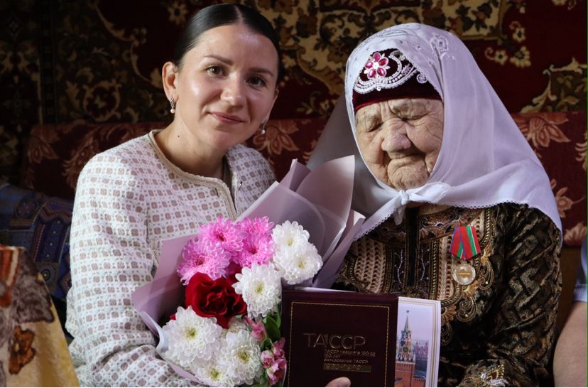 Колчыкта яшәүче Бибисара әби Миңнебаевага 102 яшь тулды