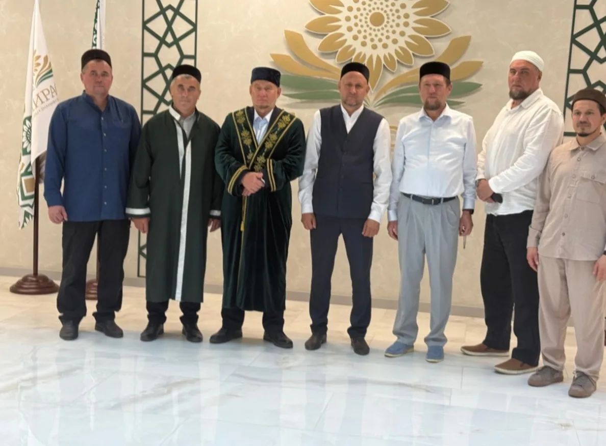 Апаста имамнарның киңәйтелгән утырышы узды