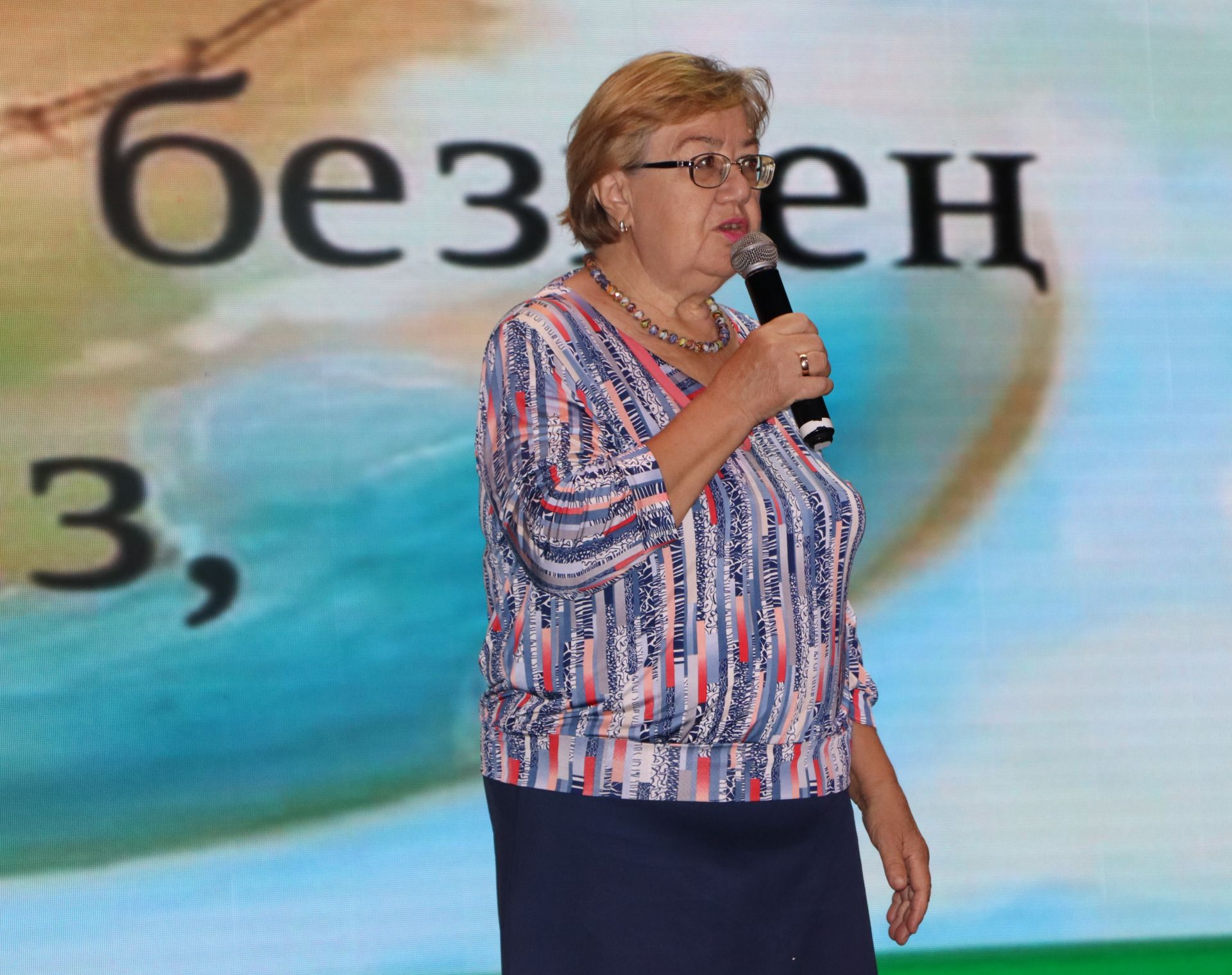Районда Алтын туйларын билгеләп үтүче гаиләләр хөрмәтләнде