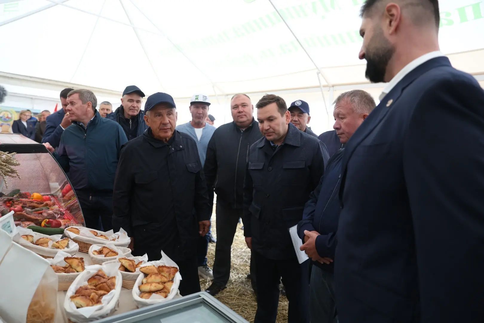 Районга эш сәфәре белән Татарстан Республикасы Рәисе Рөстәм Миңнеханов килде
