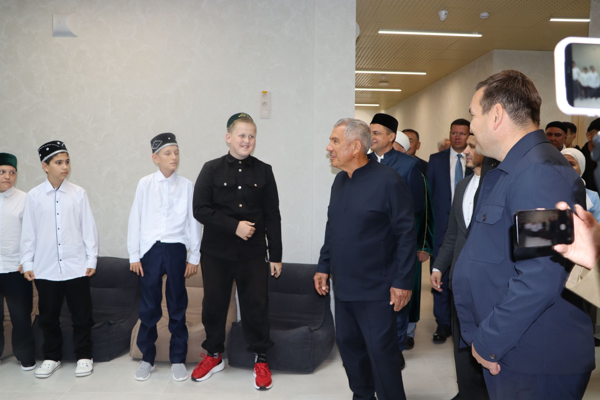 Татарстан Рәисе Апаста дини-әхлакый өстәмә белем бирү йортын ачты