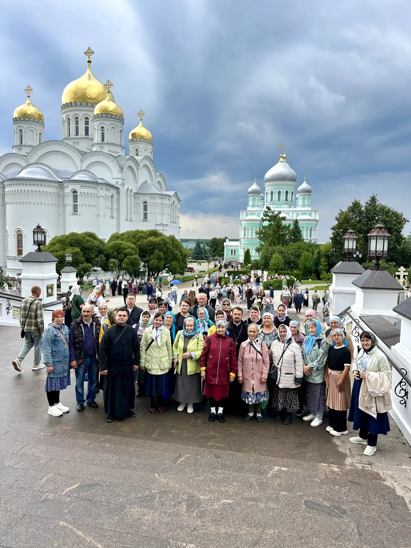 Прихожане приходов Апастовского района посетили святыни Дивеево и Арзамаса
