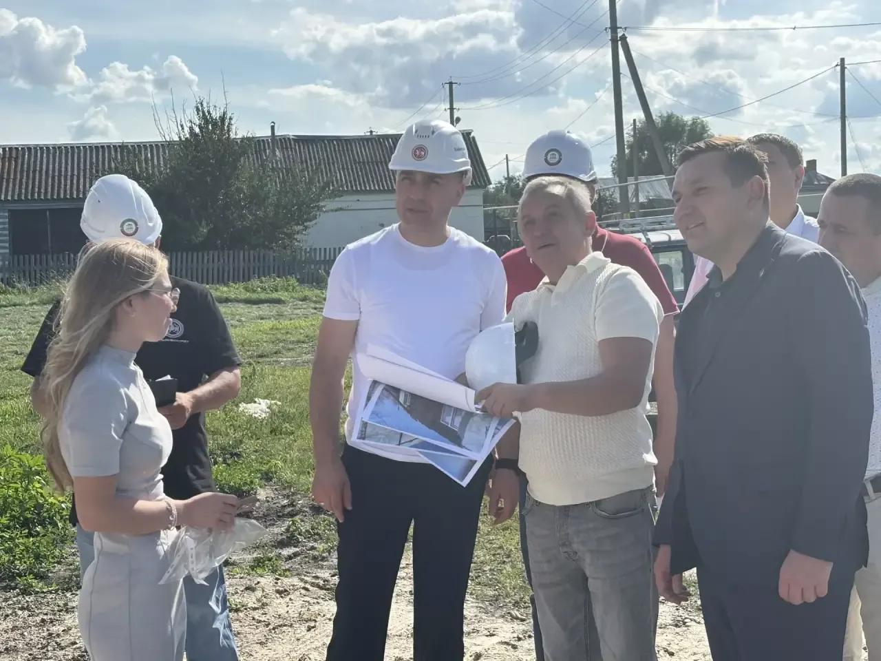 Апаста төзелеш һәм капиталь төзекләндерү эшләре тикшерелде