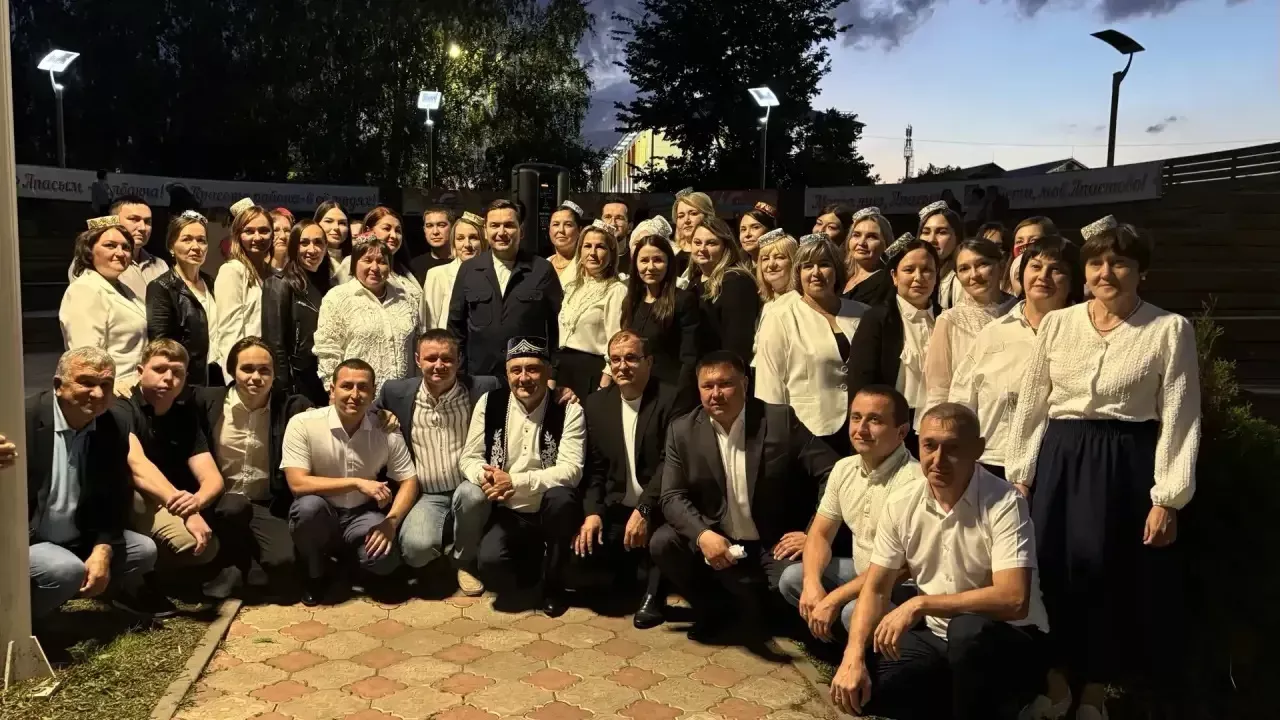 Апас Үзәк ял паркында «Районыбыз үсеше – бердәмлектә» концертлары тәмамланды