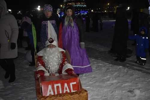 Сани-сундук, сани-трактор, сани-трон и другие