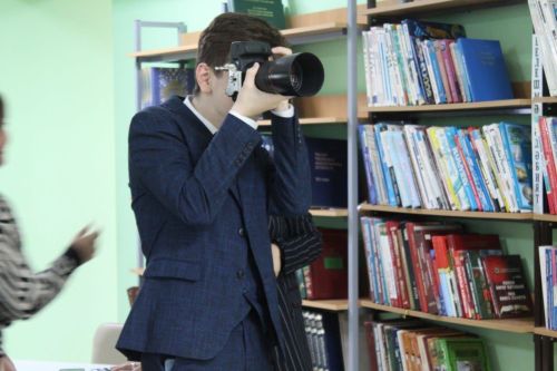 В Центральной детской библиотеке прошел мастер-классе «Фотограф в библиотеке»