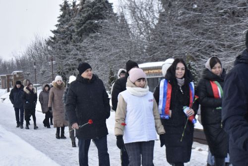 Апаста әфганчылар көне билгеләп үтелде