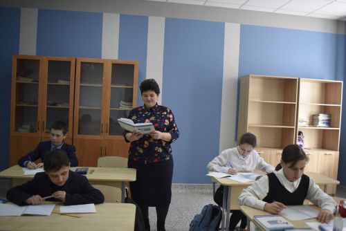 Учащиеся Среднебалтаевской школы обучаются в современных условиях
