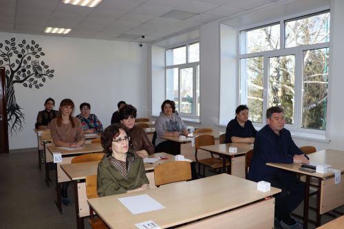 Районда әти-әниләр Бердәм Дәүләт имтиханы тапшырды