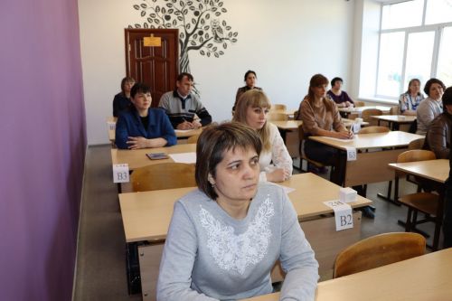 Районда әти-әниләр Бердәм Дәүләт имтиханы тапшырды