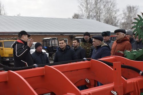 На базе хозяйства «АгроАктив» состоялось районное совещание по подготовке к весенне-полевым работам