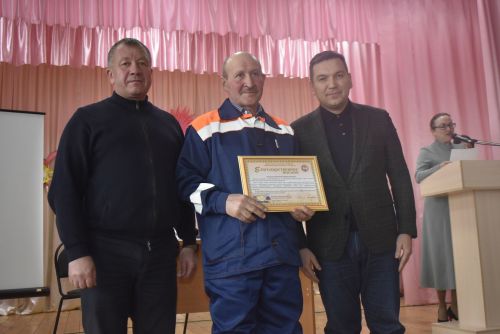 На базе хозяйства «АгроАктив» состоялось районное совещание по подготовке к весенне-полевым работам