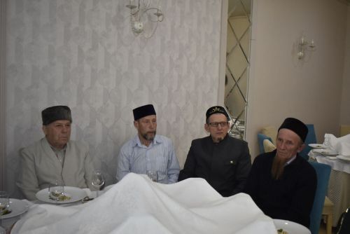 Апаста ифтар ашы узды