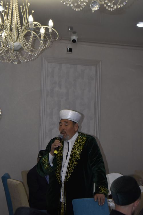 Апаста ифтар ашы узды