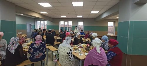 Апас аграр көллияте өлкәннәр өчен ифтар ашы оештырды