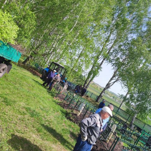 Урта Балтайлылар Яз һәм Хезмәт бәйрәме көнен изге эшкә багышлады
