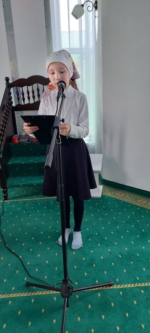 “Җәмигъ” мәчетендә «Туган илем, туган телем!» дип исемләнгән шигырь бәйрәме узды