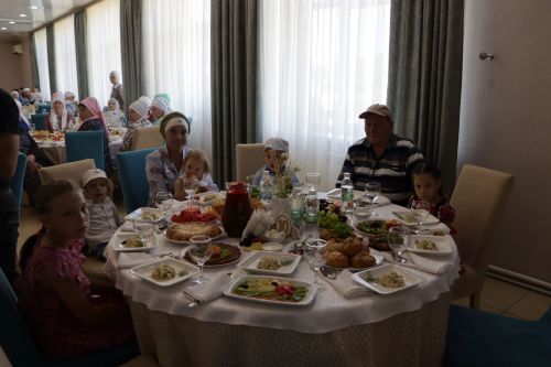 Апаста Корбан ашы узды