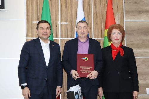 В Апастовском районе состоялось совещание с профсоюзным активом