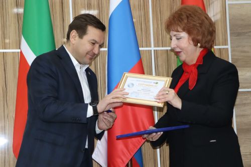 В Апастовском районе состоялось совещание с профсоюзным активом