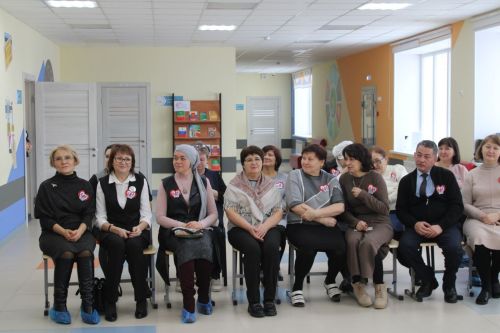 Сегодня на базе МБОУ «Каратунская СОШ» проведен семинар - практикум для классных руководителей школ Апастовского района на тему: «Психолого-педагогические методы и приемы в работе классного руководителя с детьми группы риска»