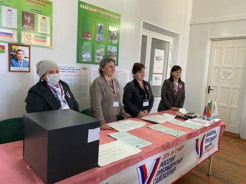 Район башлыгы сайлаулар барышы белән танышуын дәвам итә